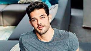 mehmet dinçerler kaş yaşında